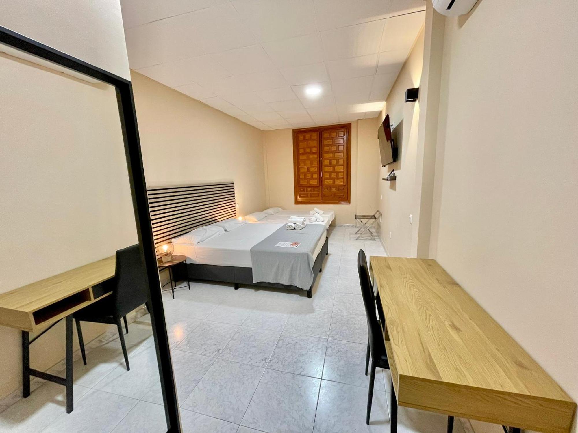 Jubilus Rooms Toledo Exterior foto